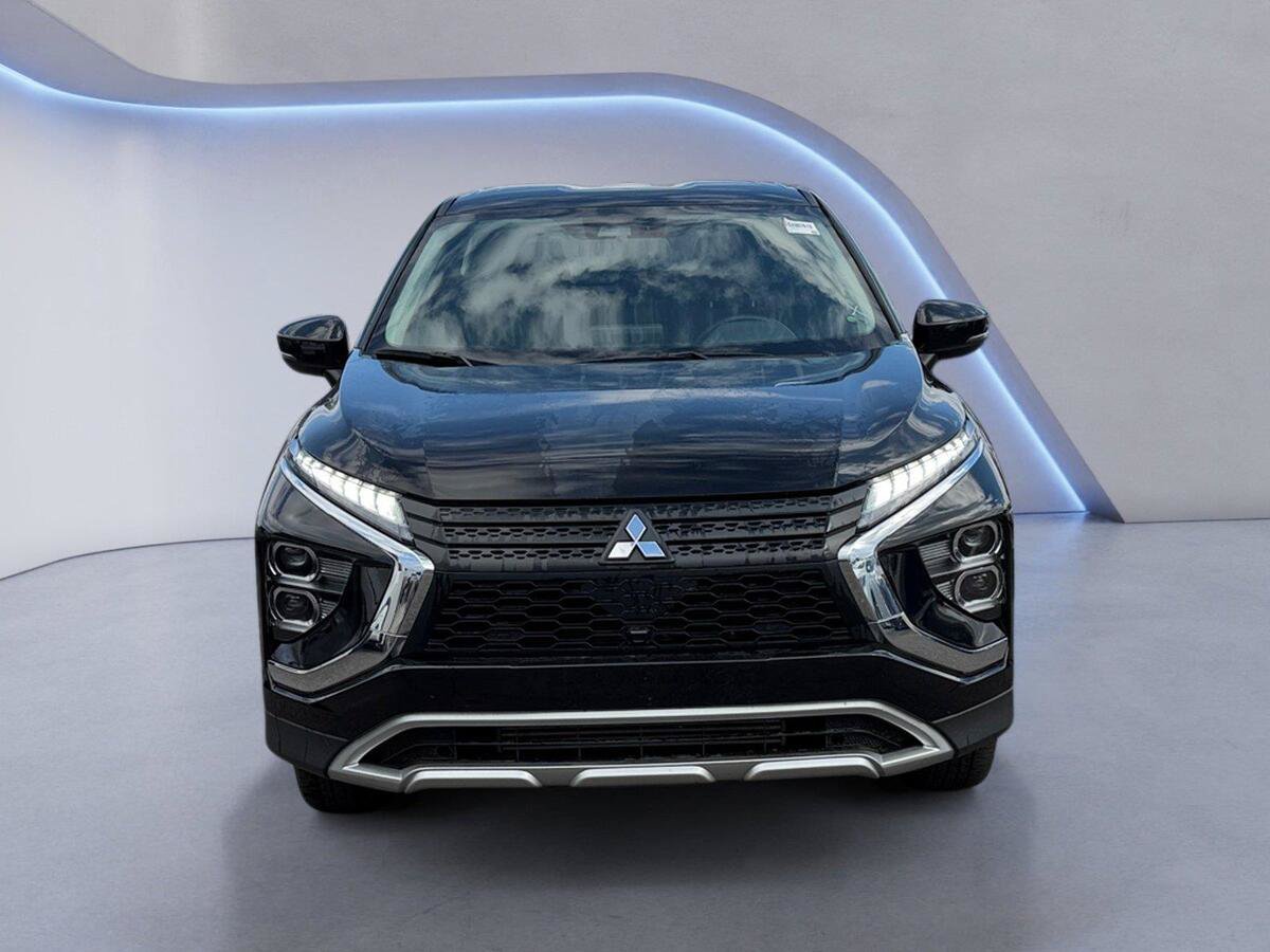 Used 2025 Mitsubishi Eclipse Cross SEL AWD/4WD image 8
