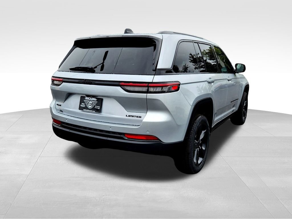 New 2025 Jeep Grand Cherokee Limited w/ Black Appearance Package image 7