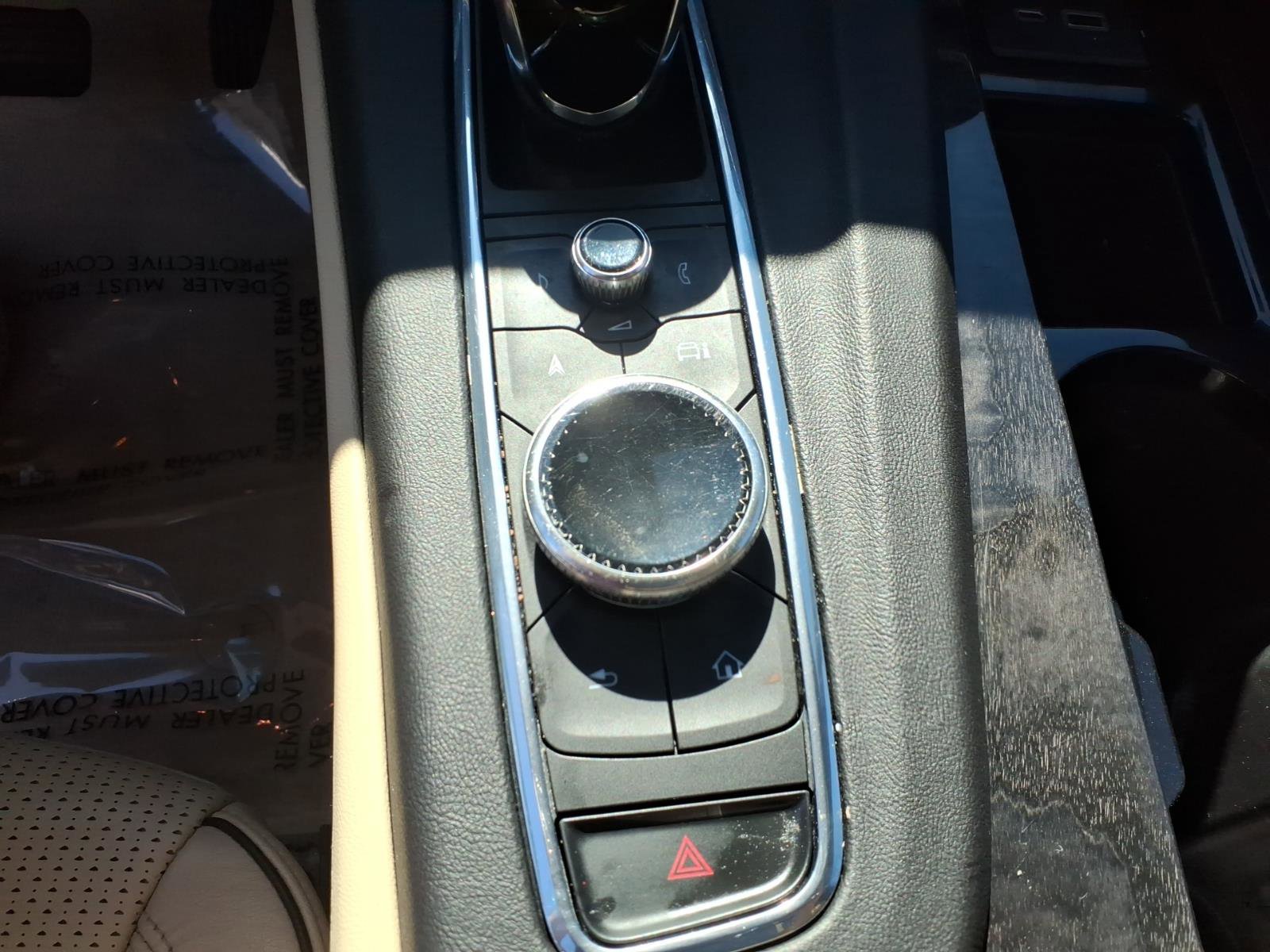 Used 2021 Cadillac Escalade ESV Premium Luxury w/ Performance Package image 22