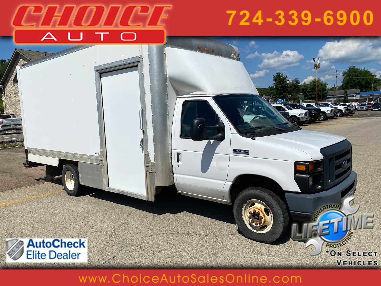 Used 2017 Ford E-450 and Econoline 450 Super Duty RWD image 1
