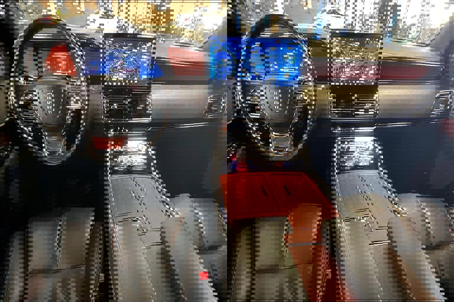 Used 2024 Lincoln Navigator Reserve image 27