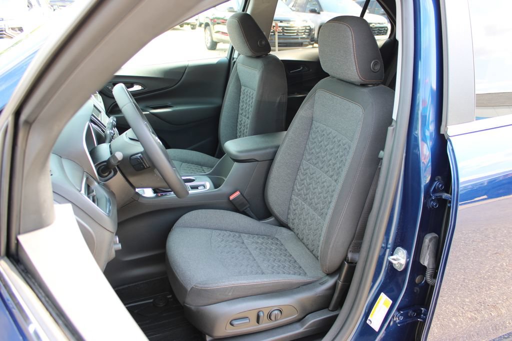 Used 2022 Chevrolet Equinox LT AWD/4WD image 10