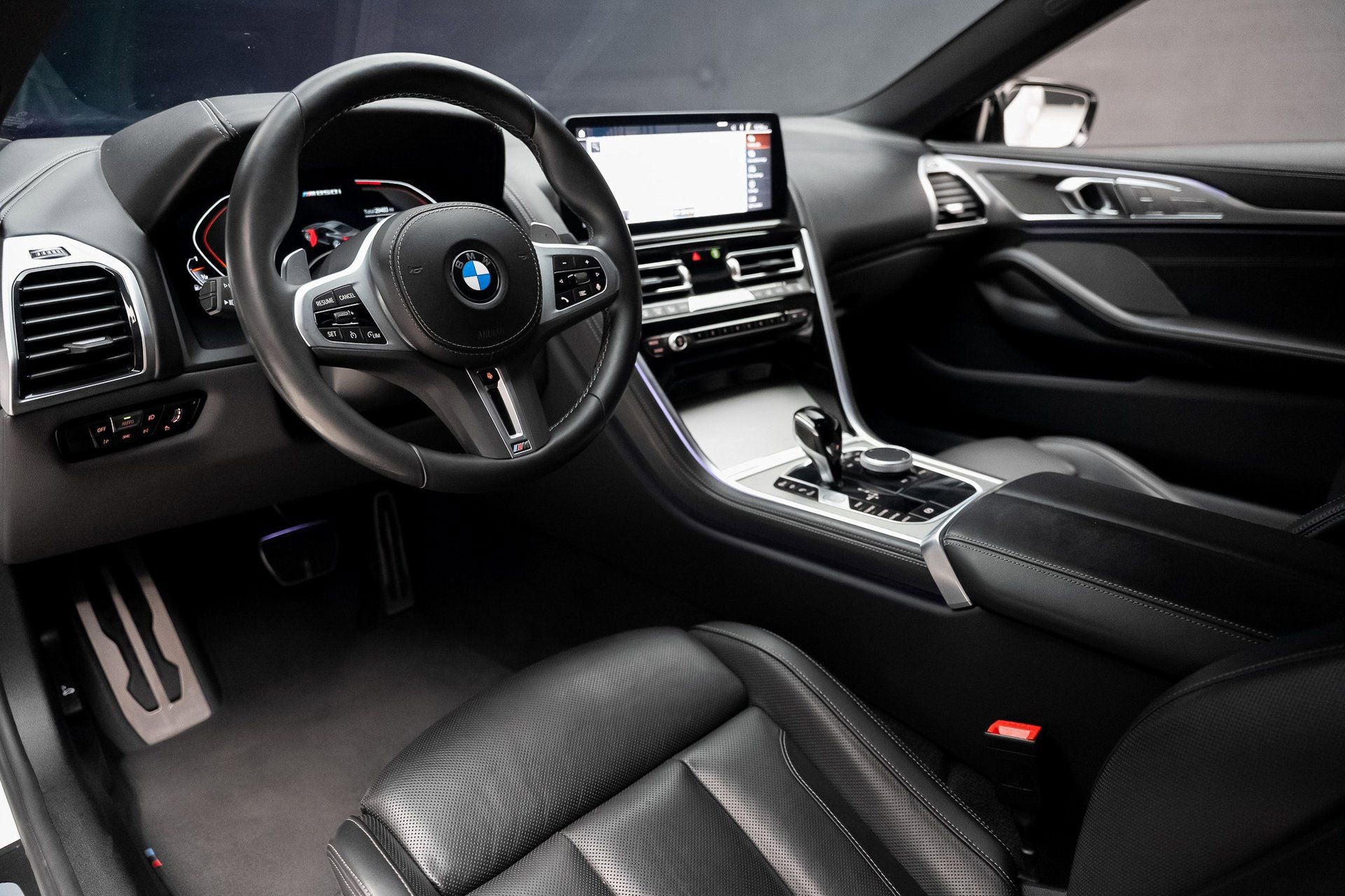 Used 2023 BMW M850i xDrive Coupe w/ M Sport Professional Package image 2