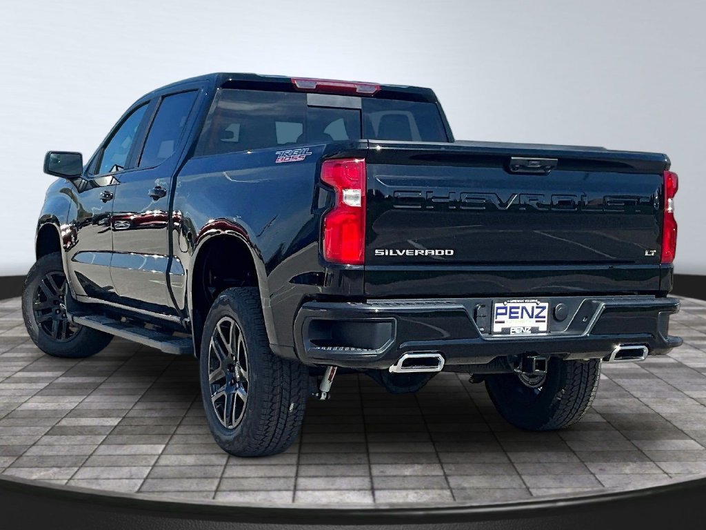 New 2026 Chevrolet Silverado 1500 LT Trail Boss w/ Convenience Package II AWD/4WD image 3