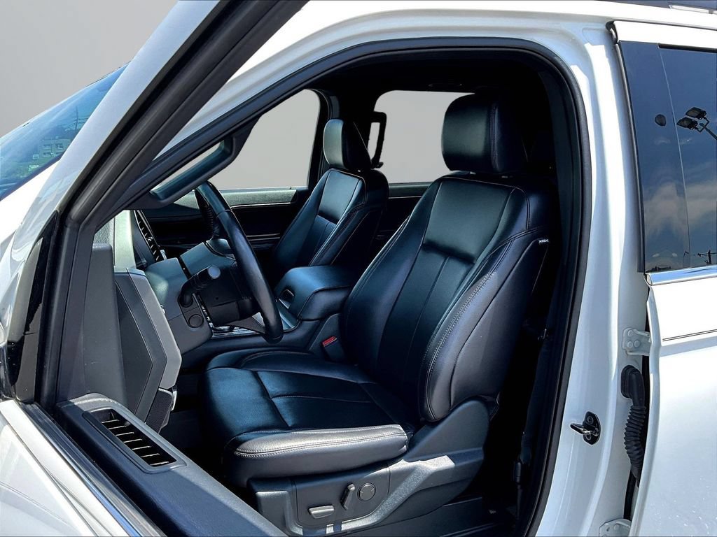 Used 2021 Ford Expedition XLT AWD/4WD image 21