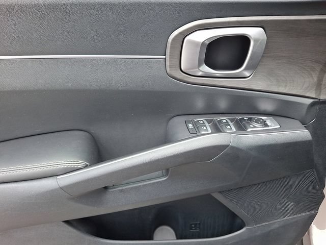 Used 2024 Kia Sorento X-Line EX AWD/4WD image 12