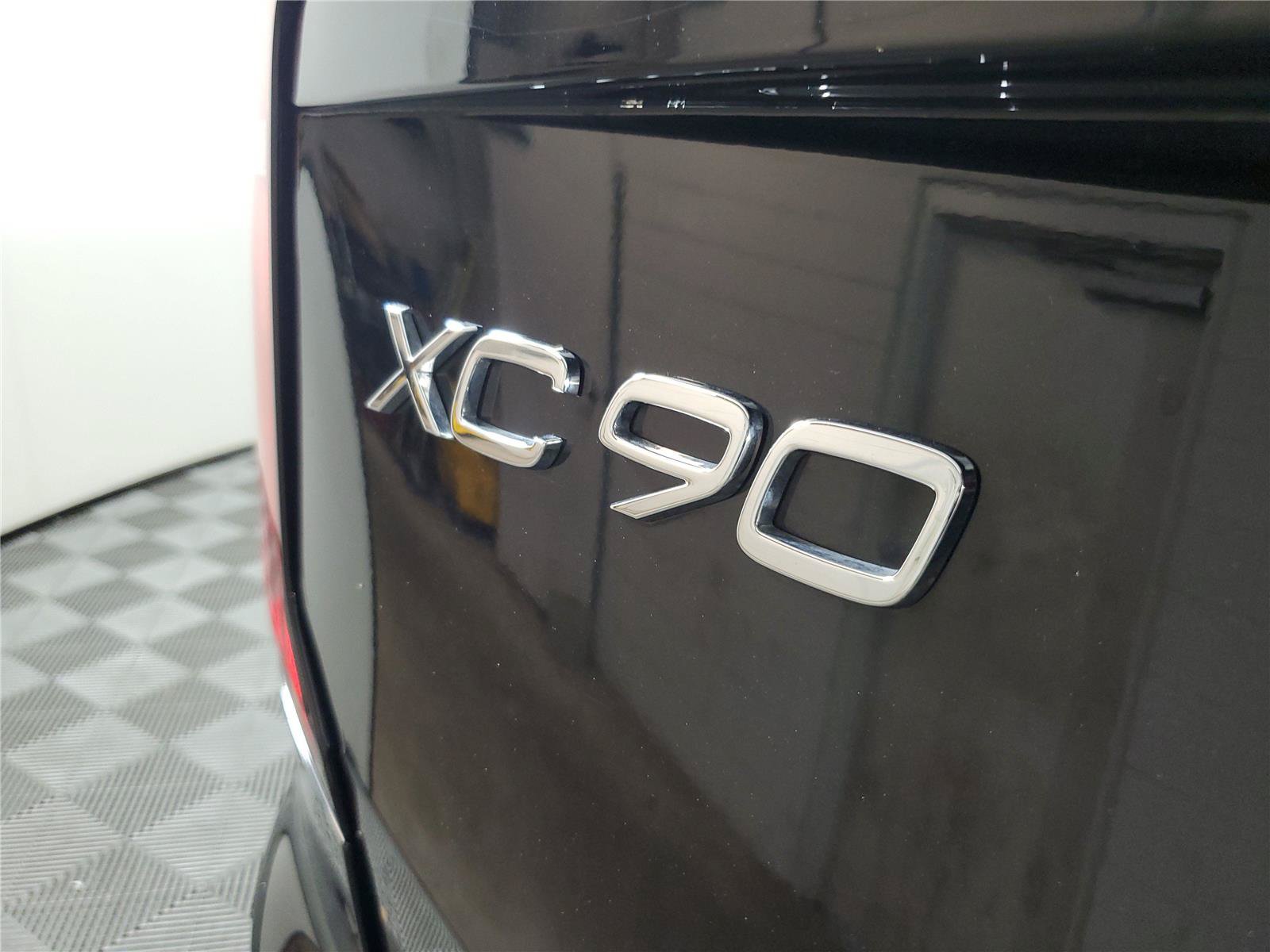 Certified 2026 Volvo XC90 B6 Ultra AWD/4WD image 5