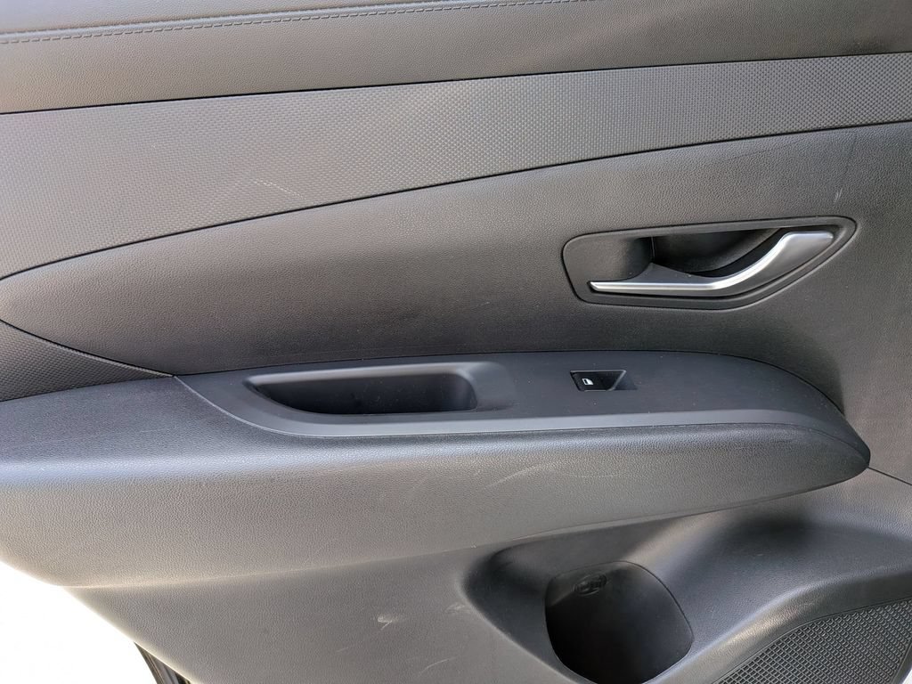 Used 2025 Hyundai Tucson SEL FWD image 26