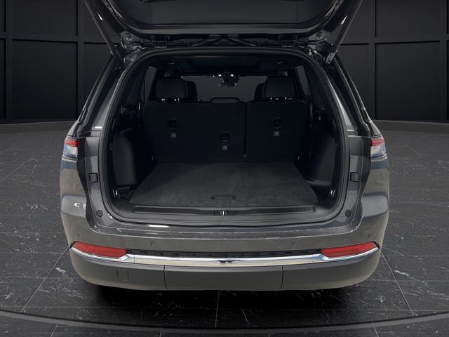 New 2025 Jeep Grand Cherokee Limited w/ Trailer Tow Package image 15