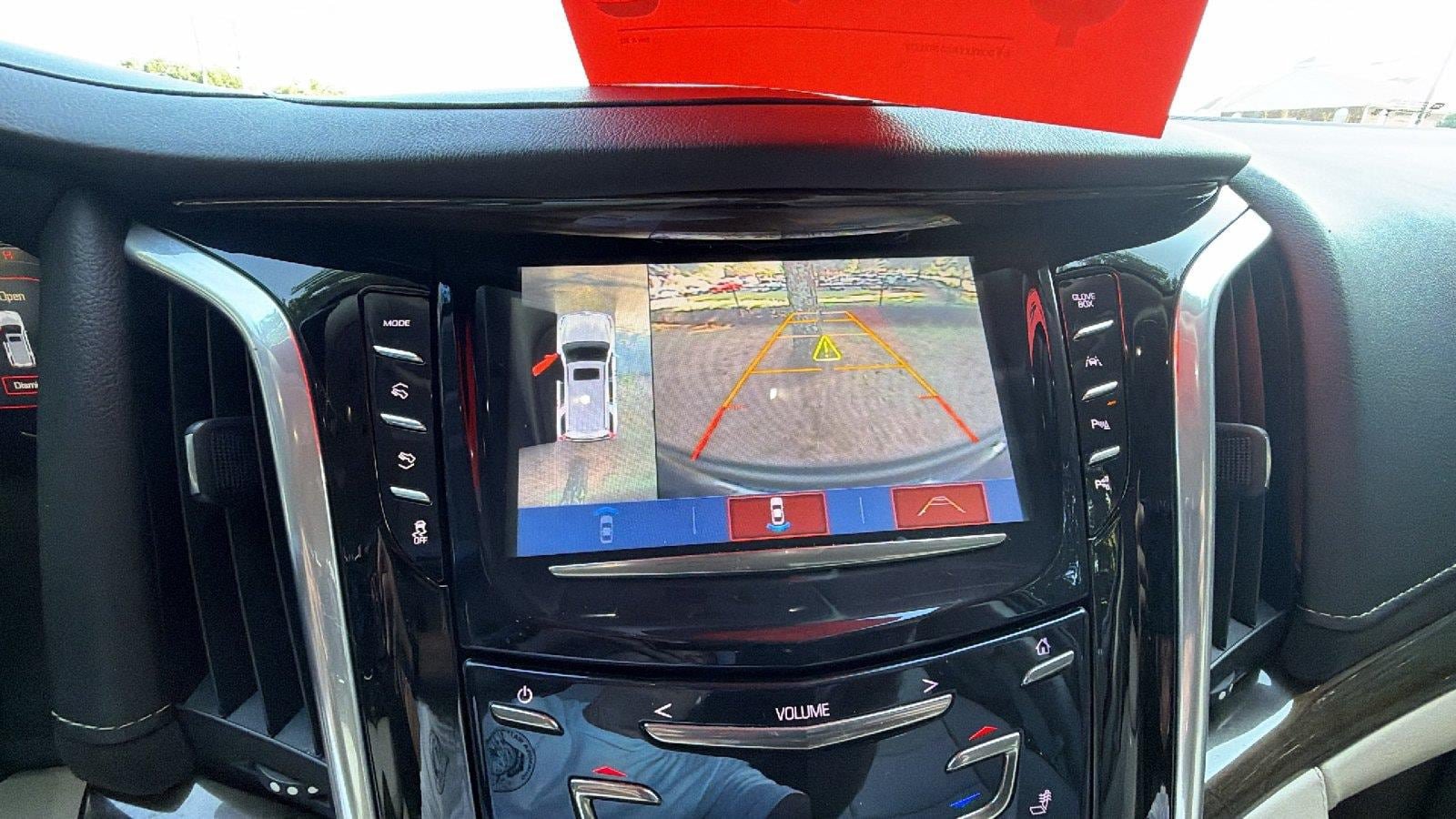 Used 2020 Cadillac Escalade Luxury RWD image 35