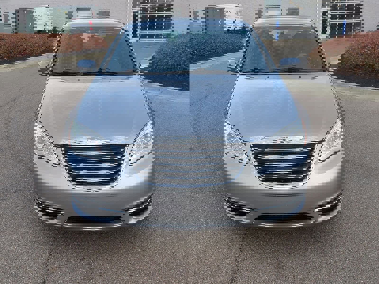 Used 2013 Chrysler 200 Touring w/ Cold Weather Group image 3