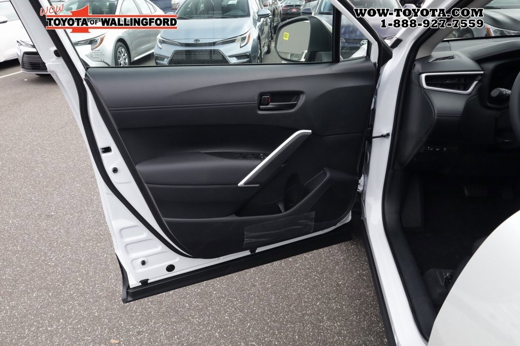 New 2026 Toyota Corolla Cross LE w/ Cold Weather Package image 7