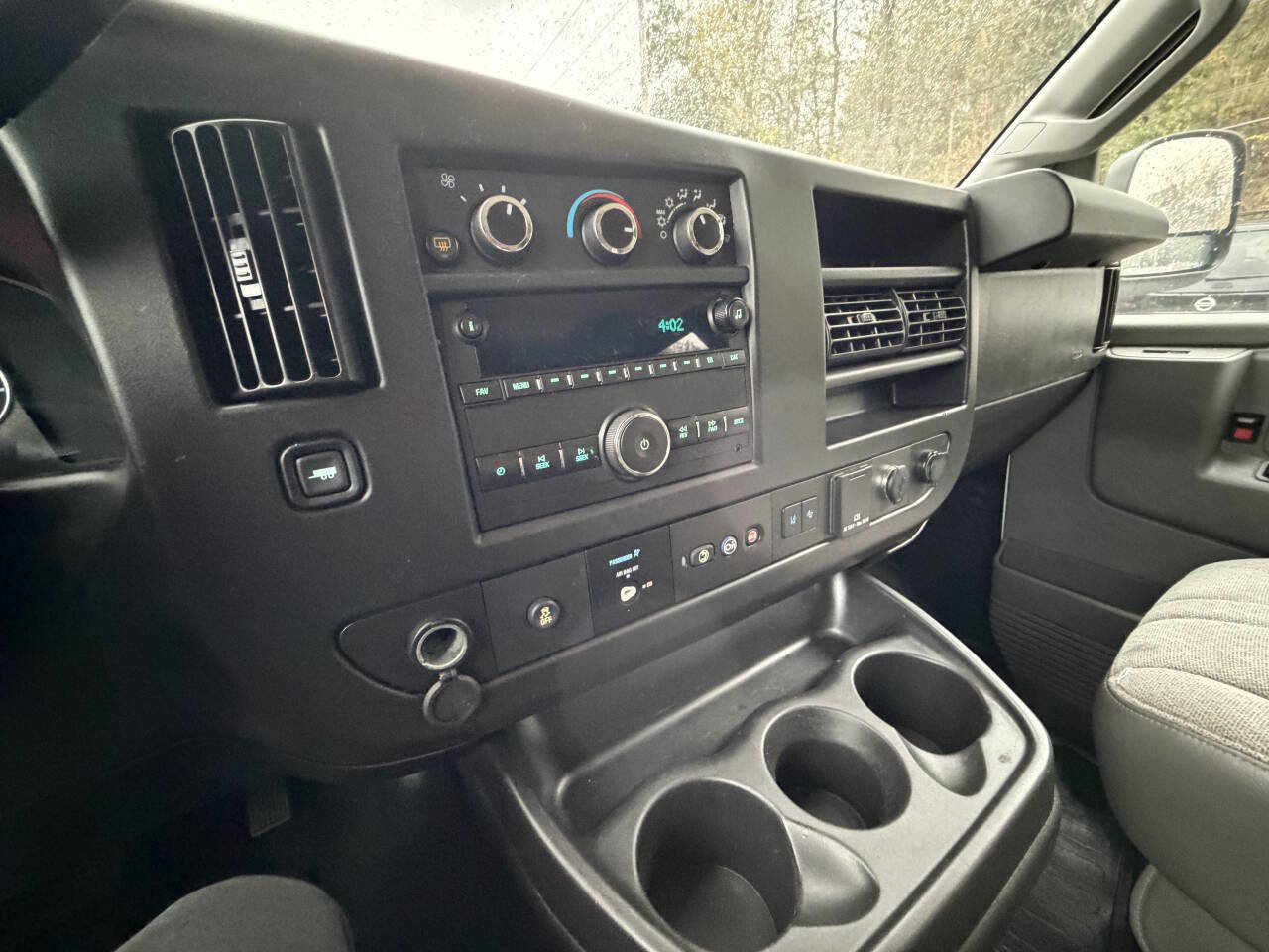 Used 2019 Chevrolet Express 3500 LT w/ LT Preferred Equipment Group image 28