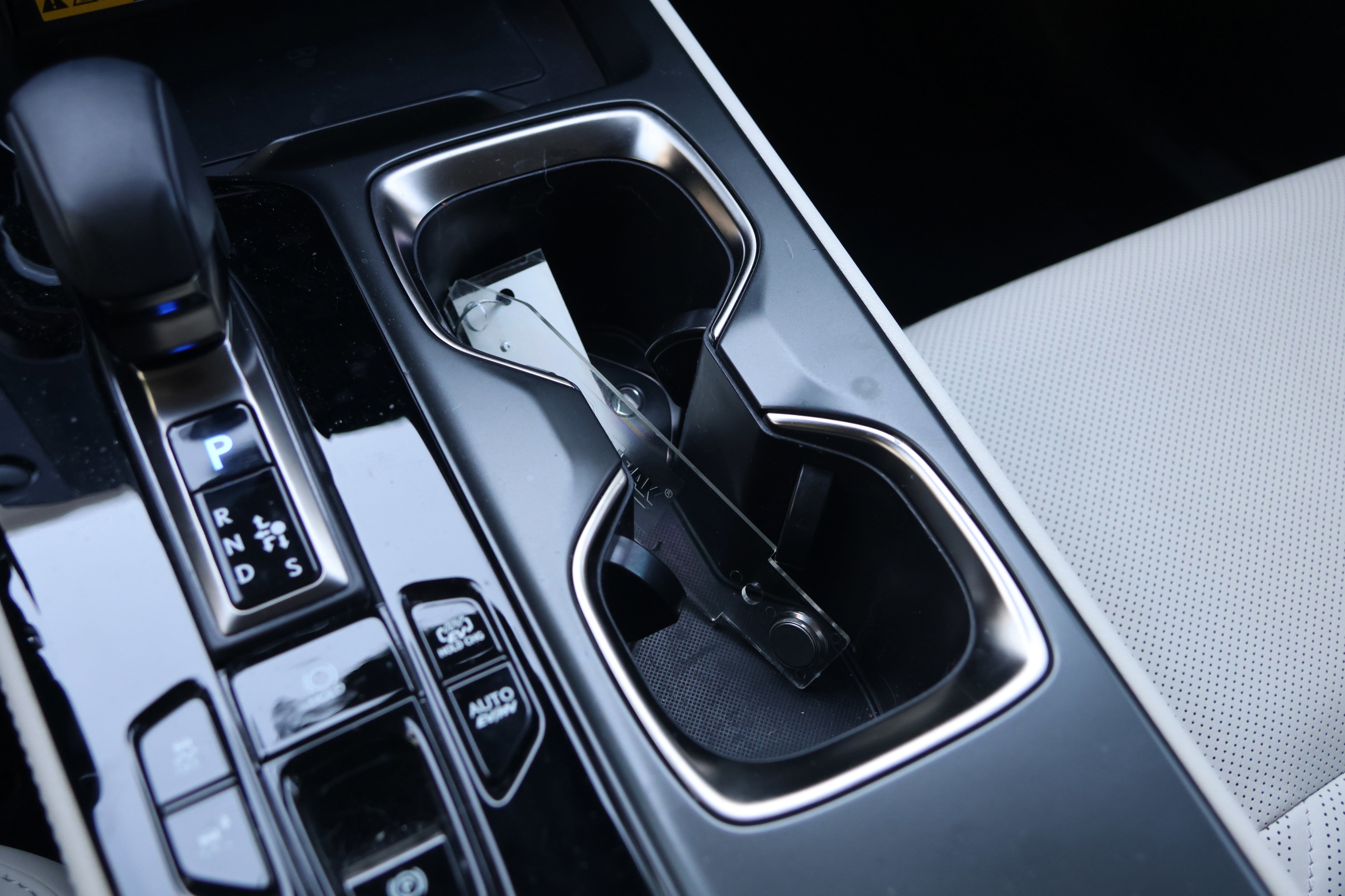 Certified 2025 Lexus NX 450h+ AWD w/ Towing Package (2000 Lbs) image 30