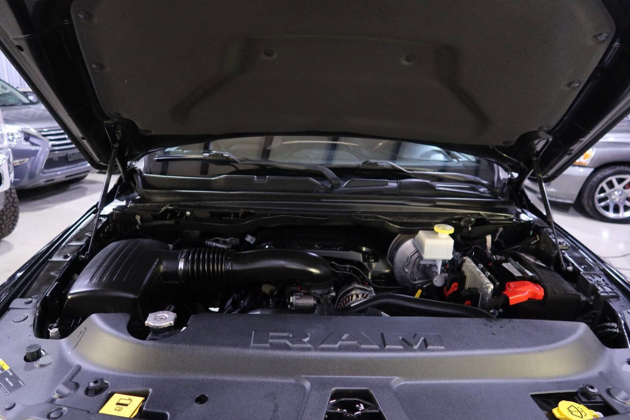 Used 2020 RAM 1500 Limited image 9