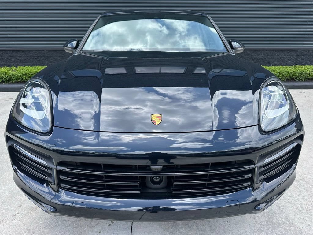Certified 2023 Porsche Cayenne AWD/4WD image 8