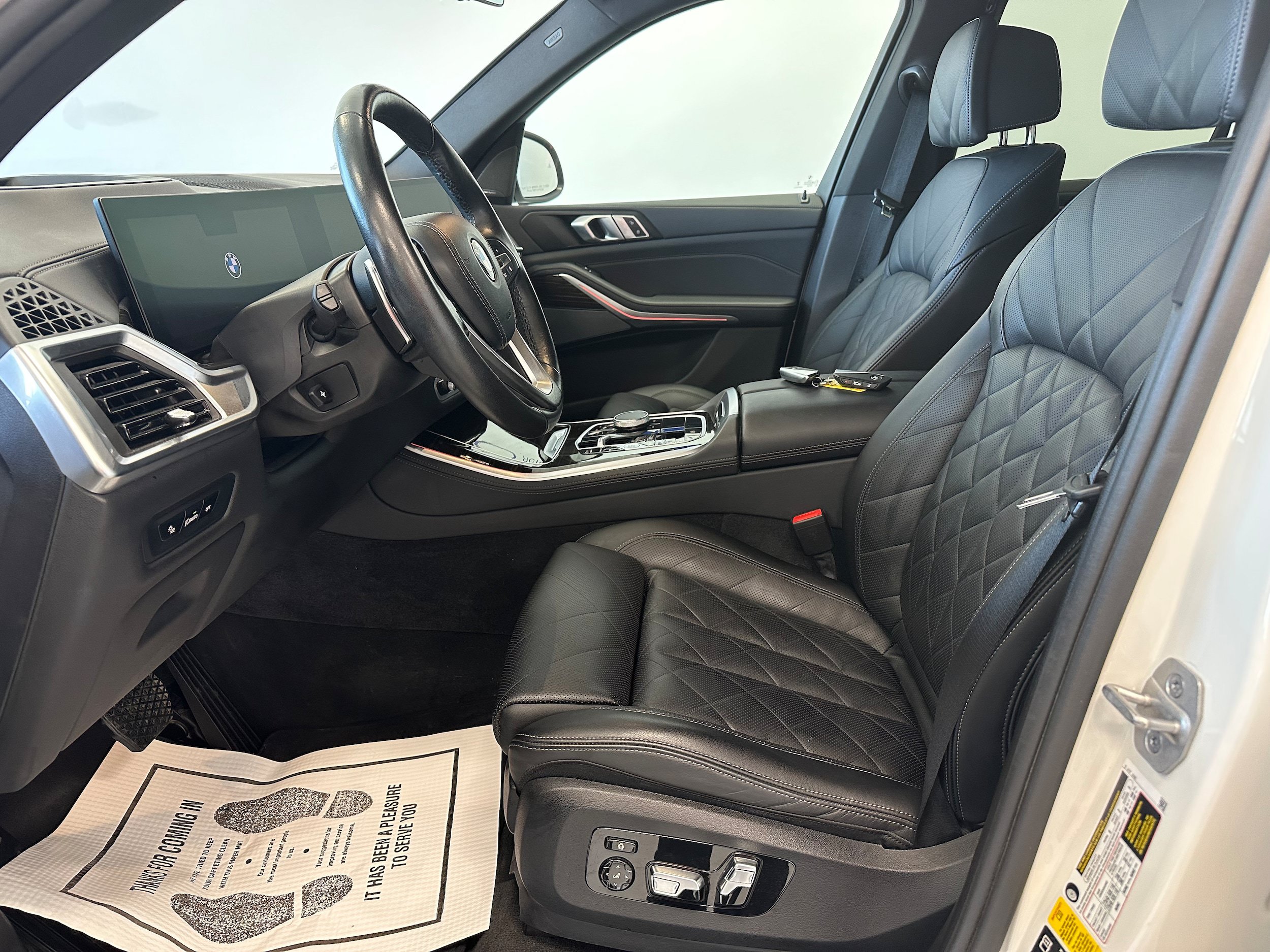 Used 2024 BMW X5 xDrive40i w/ Premium Package AWD/4WD image 10