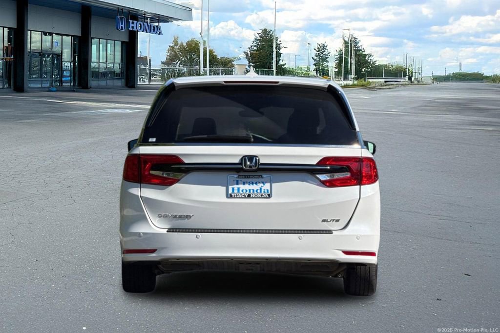 Certified 2024 Honda Odyssey Elite image 8