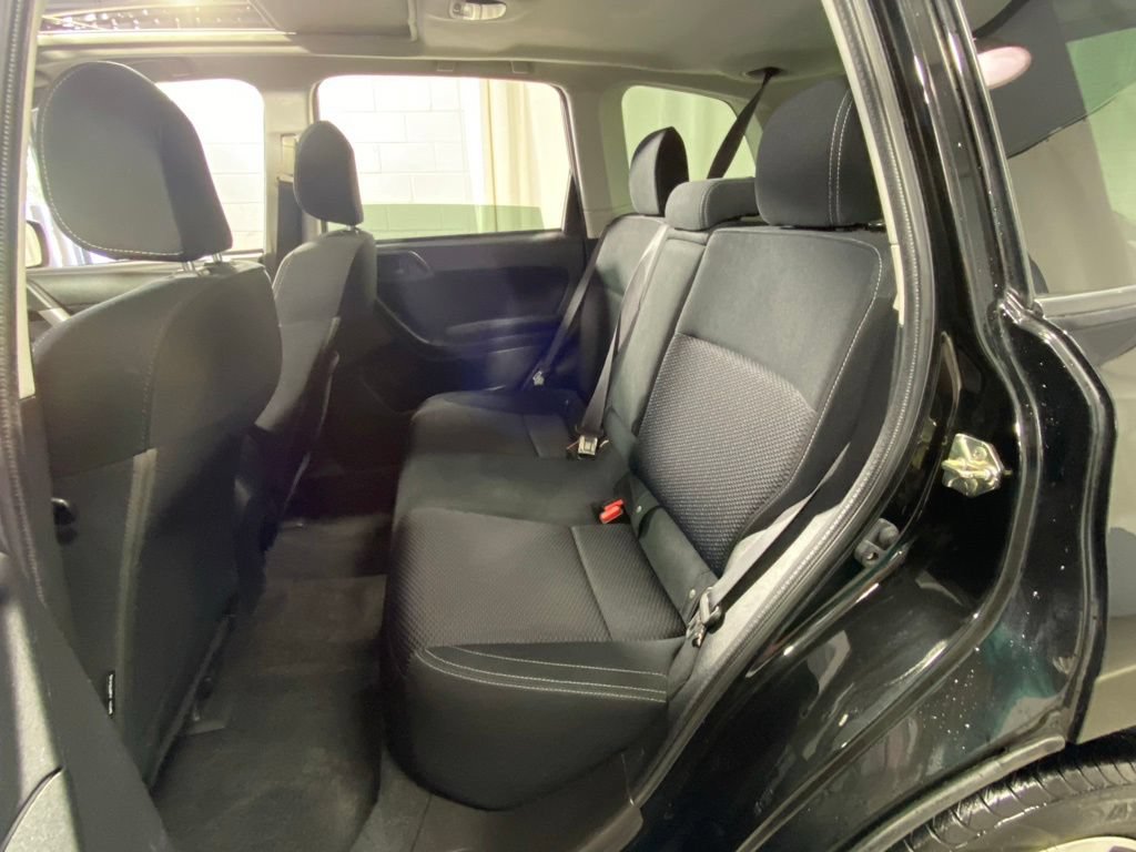 Used 2018 Subaru Forester 2.5i Premium w/ All-Weather Package AWD/4WD image 28