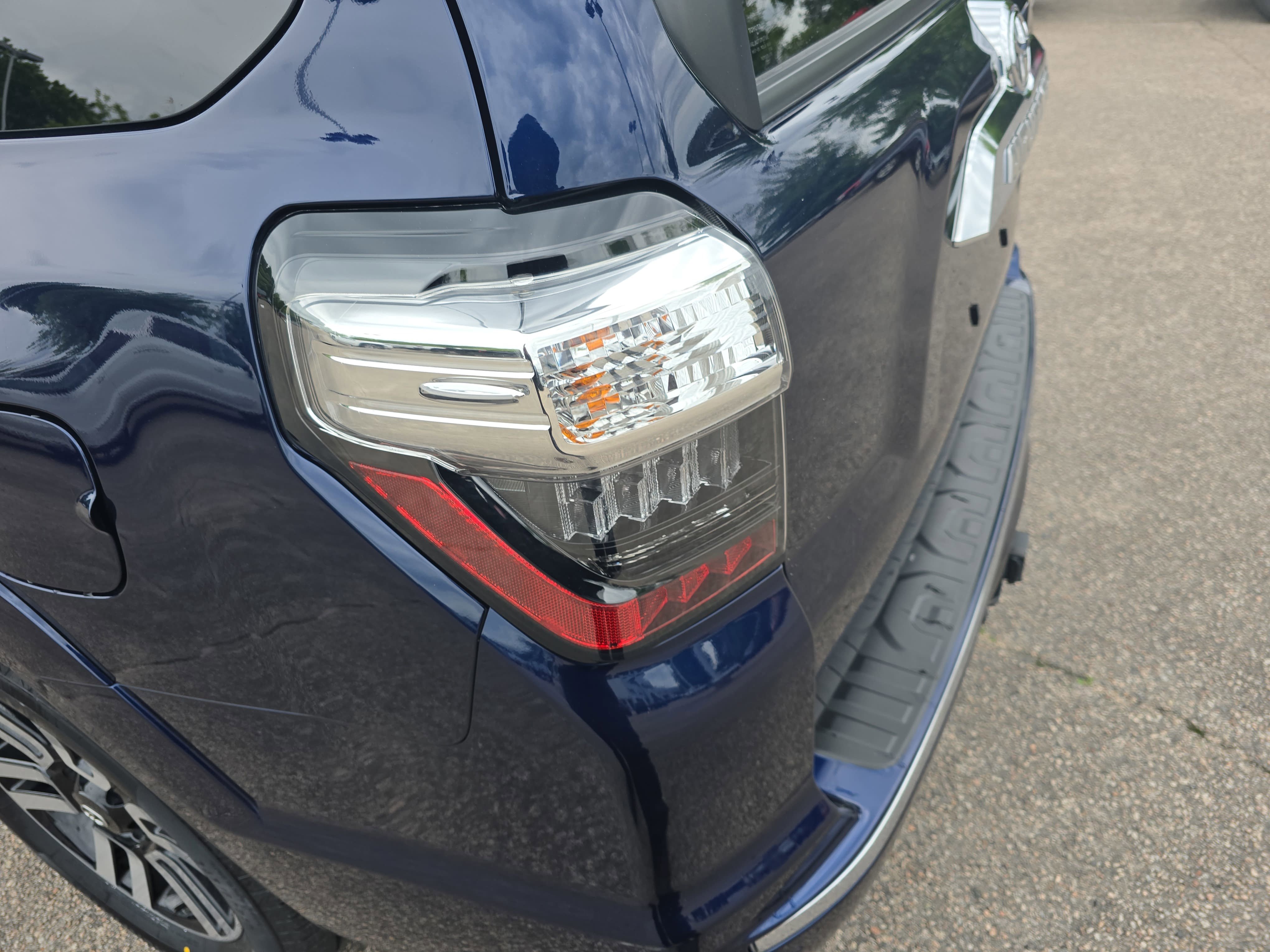 Used 2023 Toyota 4Runner Limited RWD image 37