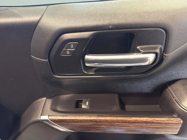 Used 2019 Chevrolet Silverado 1500 High Country w/ Technology Package image 38