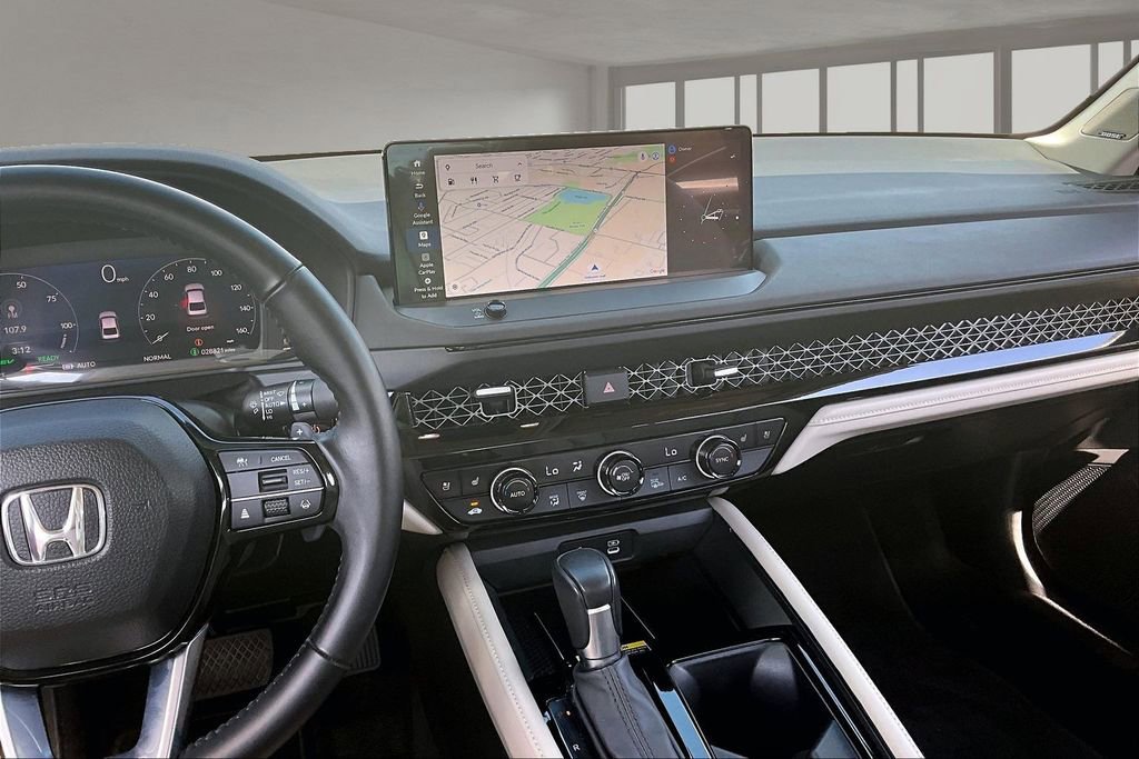 Certified 2023 Honda Accord Touring image 9