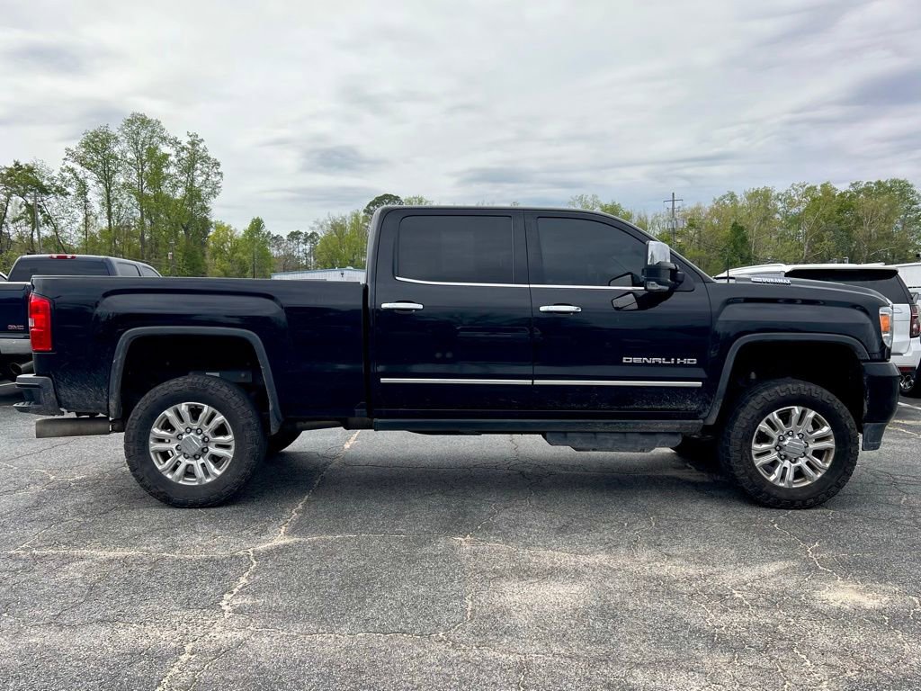 Used 2019 GMC Sierra 2500 Denali w/ Duramax Plus Package image 22