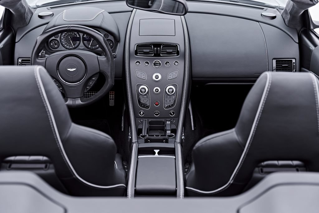 Used 2016 Aston Martin DB9 GT RWD image 62