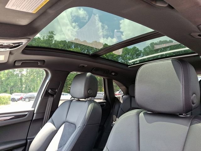Used 2021 Porsche Macan image 19