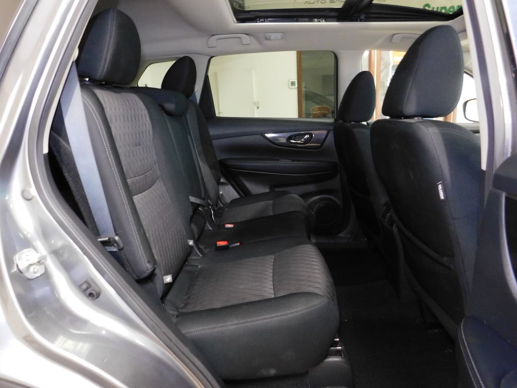 Used 2020 Nissan Rogue SV AWD/4WD image 61