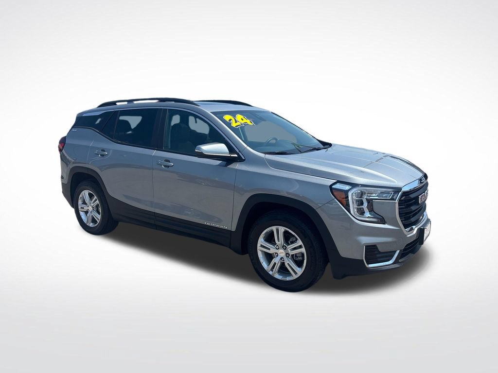 Used 2024 GMC Terrain SLE w/ Driver Convenience Package FWD image 11
