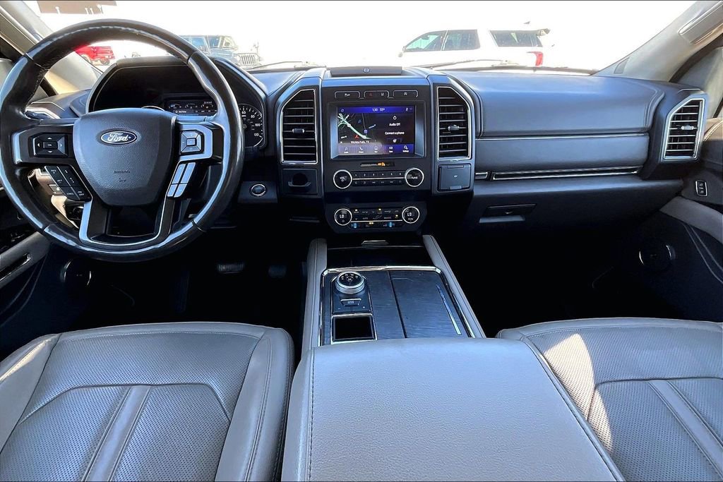 Used 2021 Ford Expedition Max Limited image 18