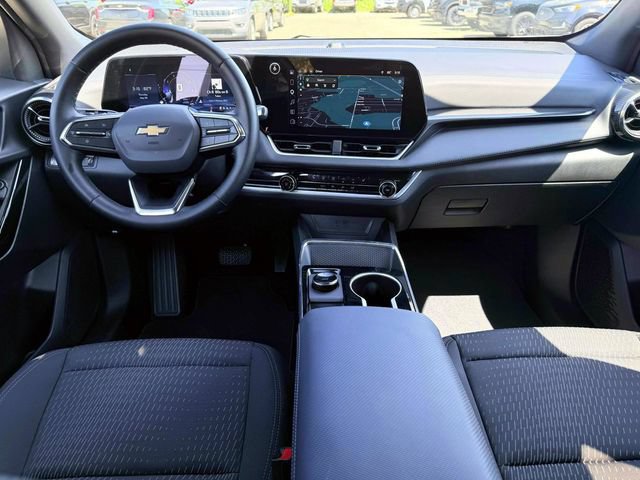 Used 2026 Chevrolet Equinox LT FWD image 15