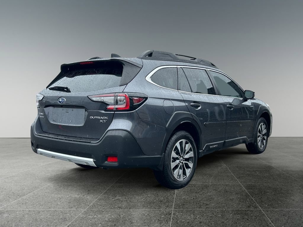 Used 2024 Subaru Outback Limited XT AWD/4WD image 7