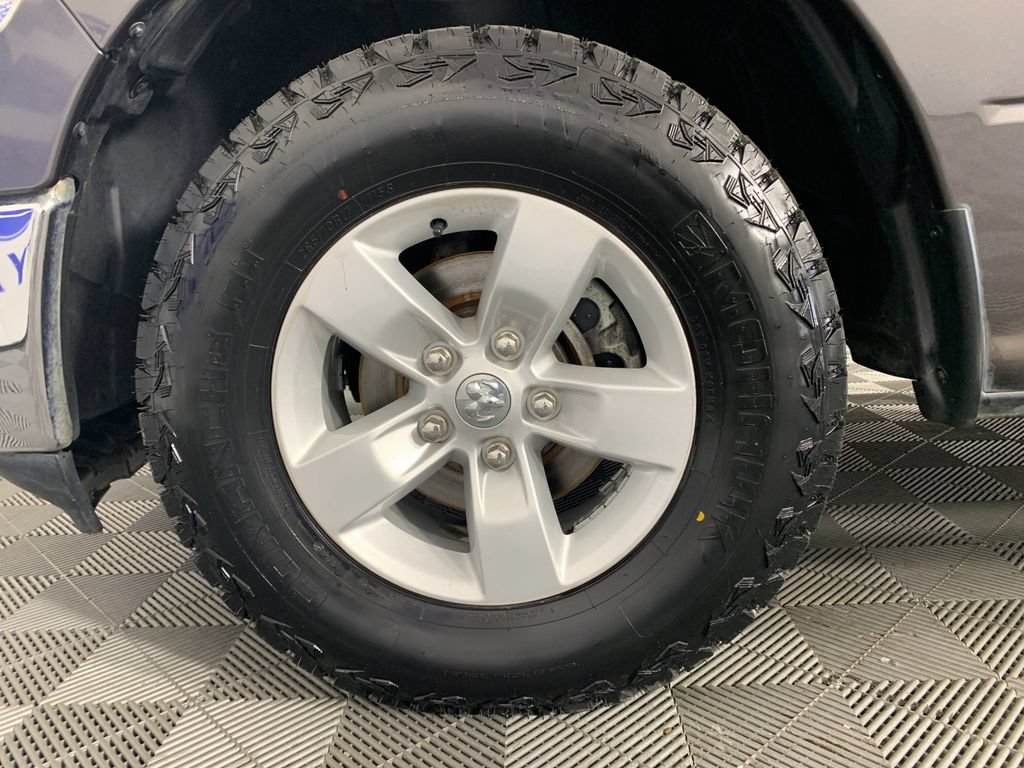 Used 2019 RAM 1500 Tradesman w/ Chrome Plus Package RWD image 11