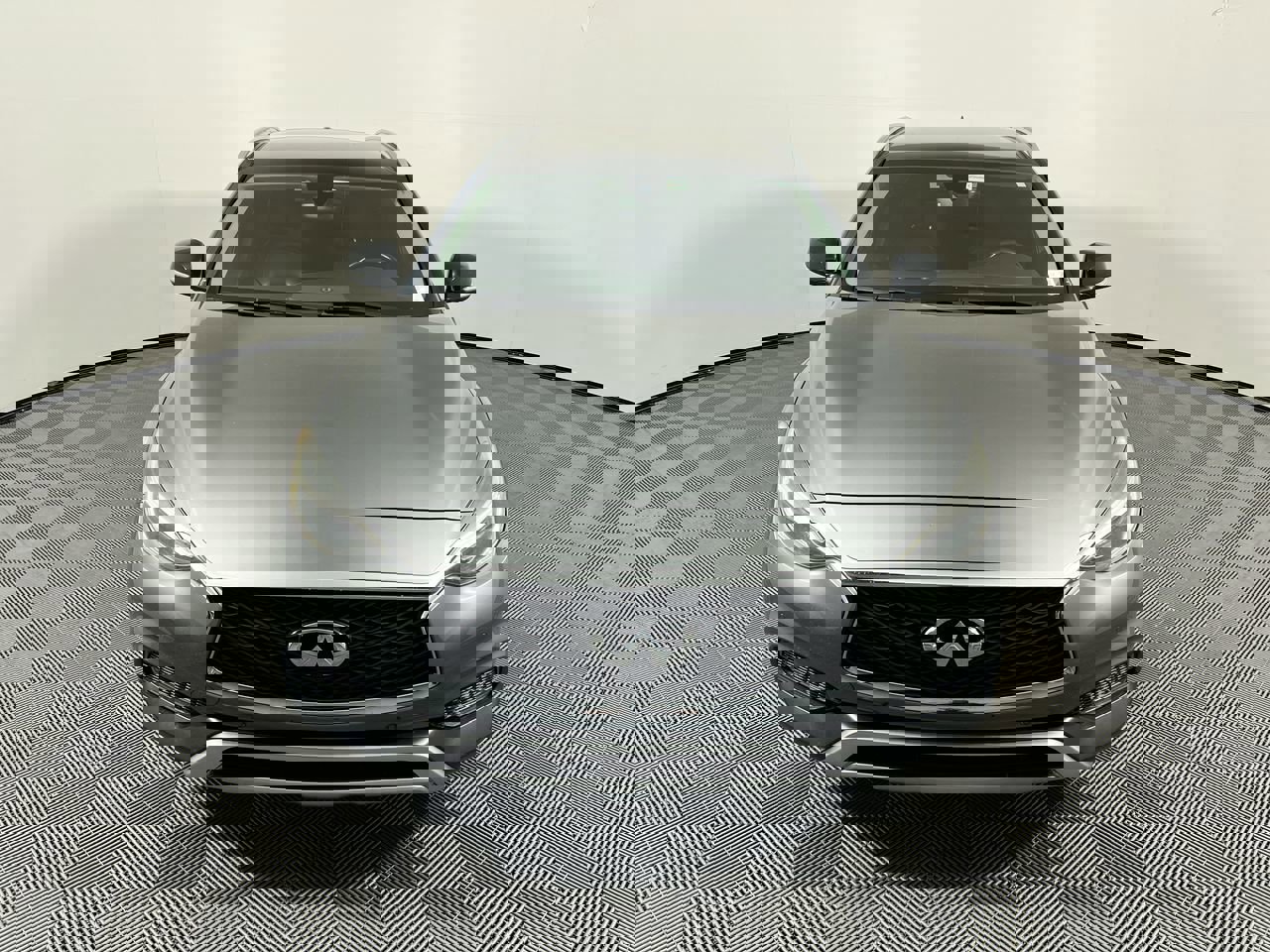 Used 2018 INFINITI QX30 Premium w/ Navigation Package image 8