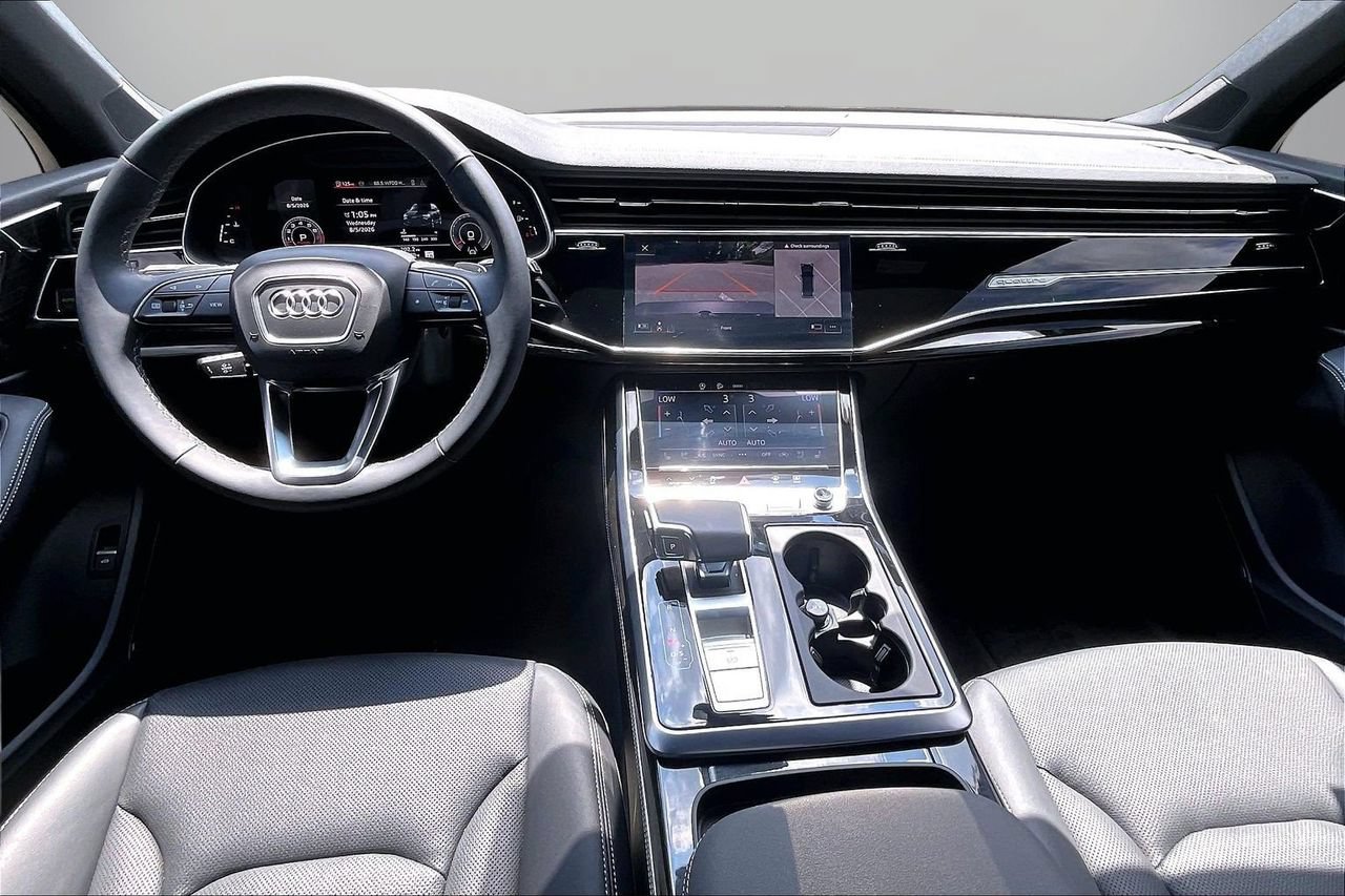 Used 2025 Audi Q7 3.0T Premium Plus AWD/4WD image 16