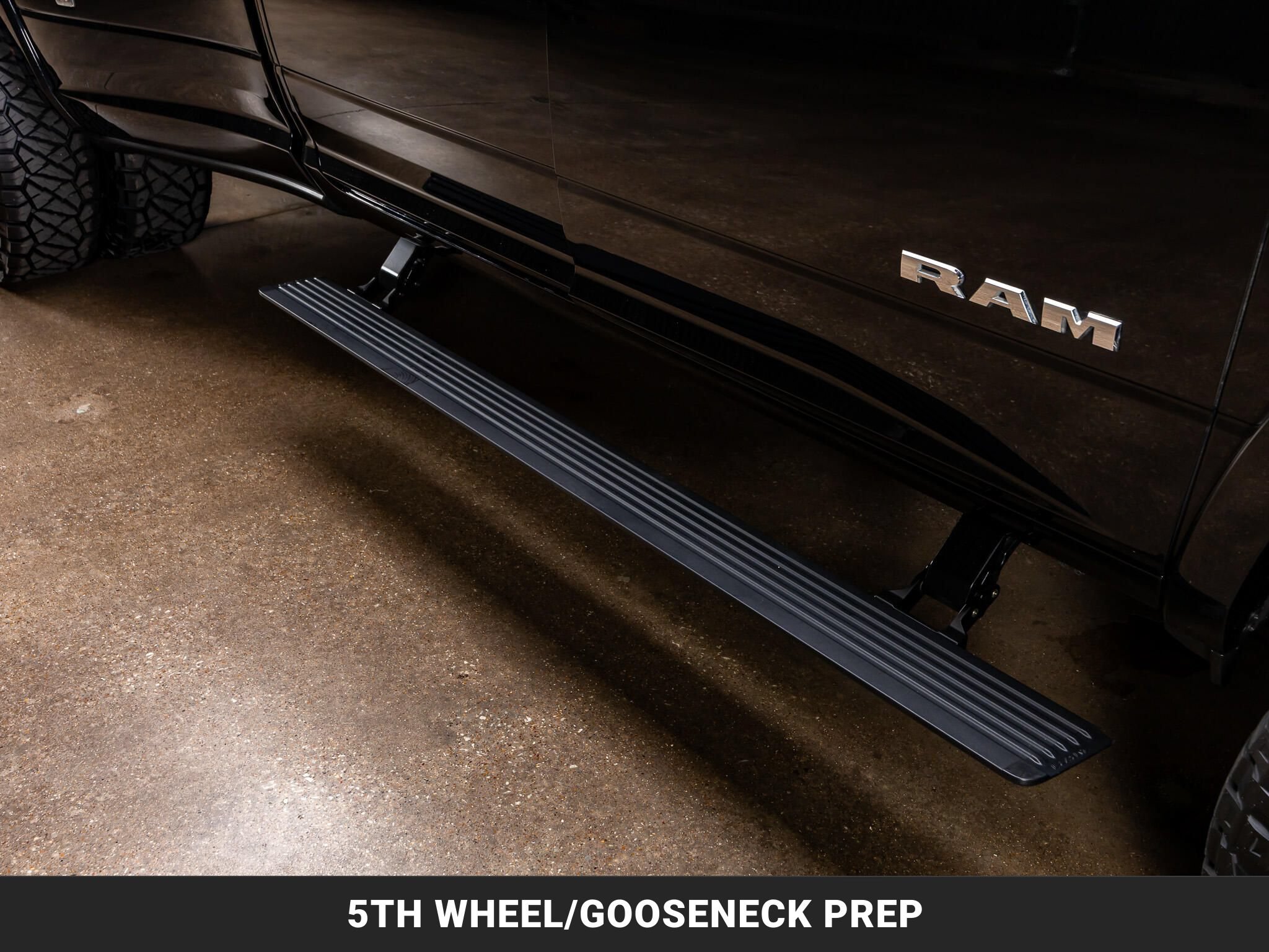 Used 2025 RAM 3500 Longhorn AWD/4WD image 13