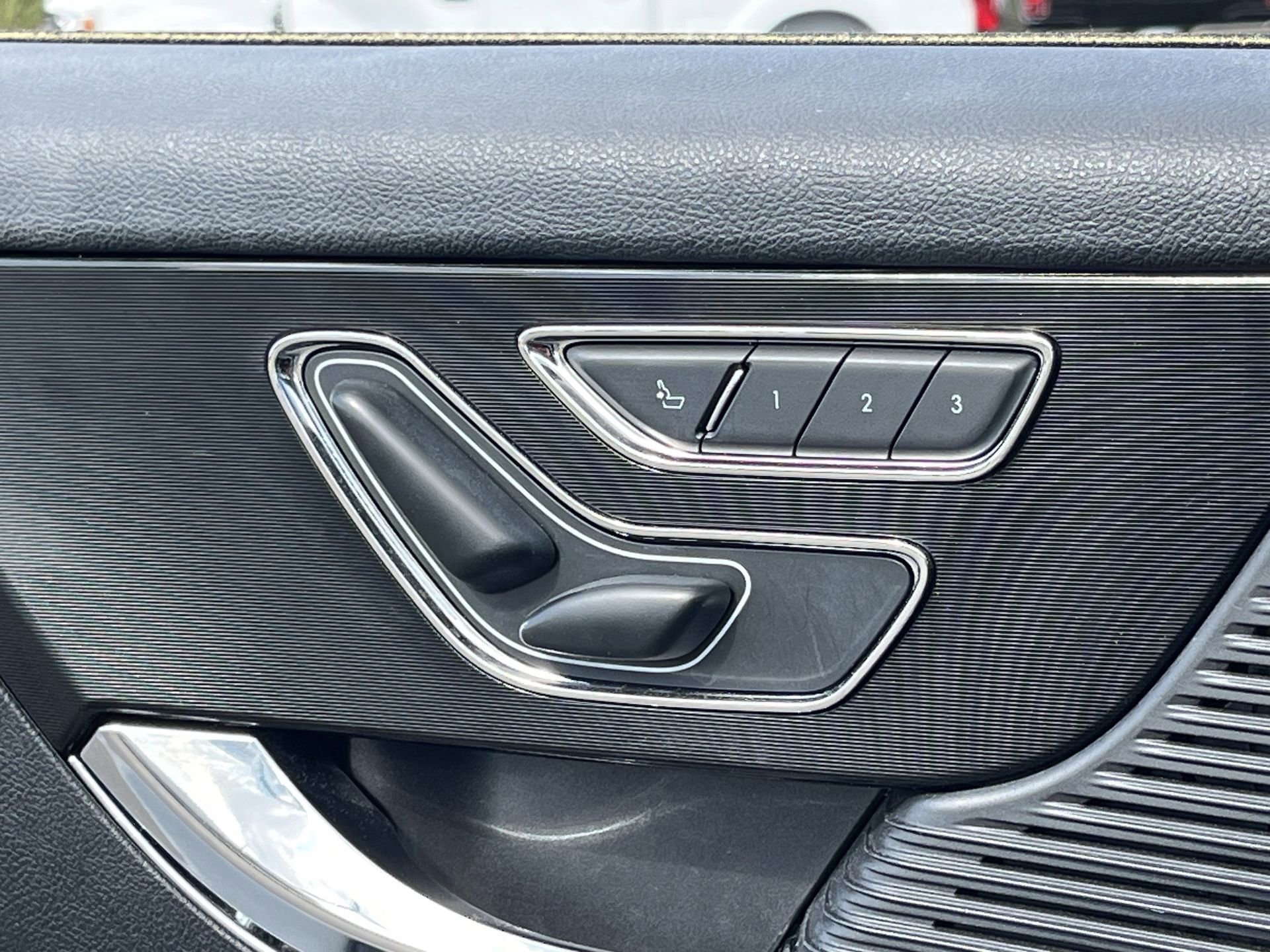 Used 2022 Lincoln Corsair FWD image 14