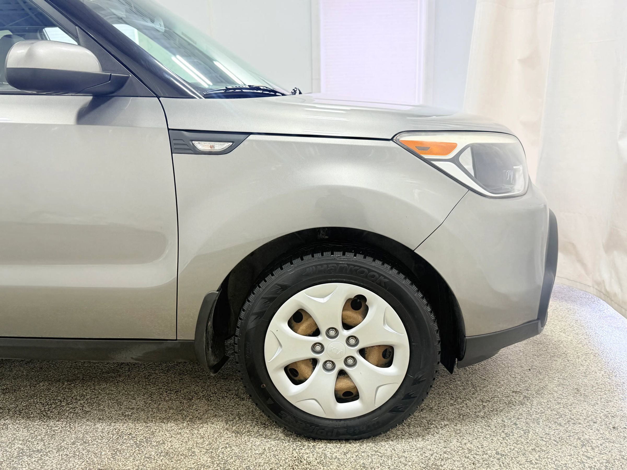 Used 2014 Kia Soul EV image 30