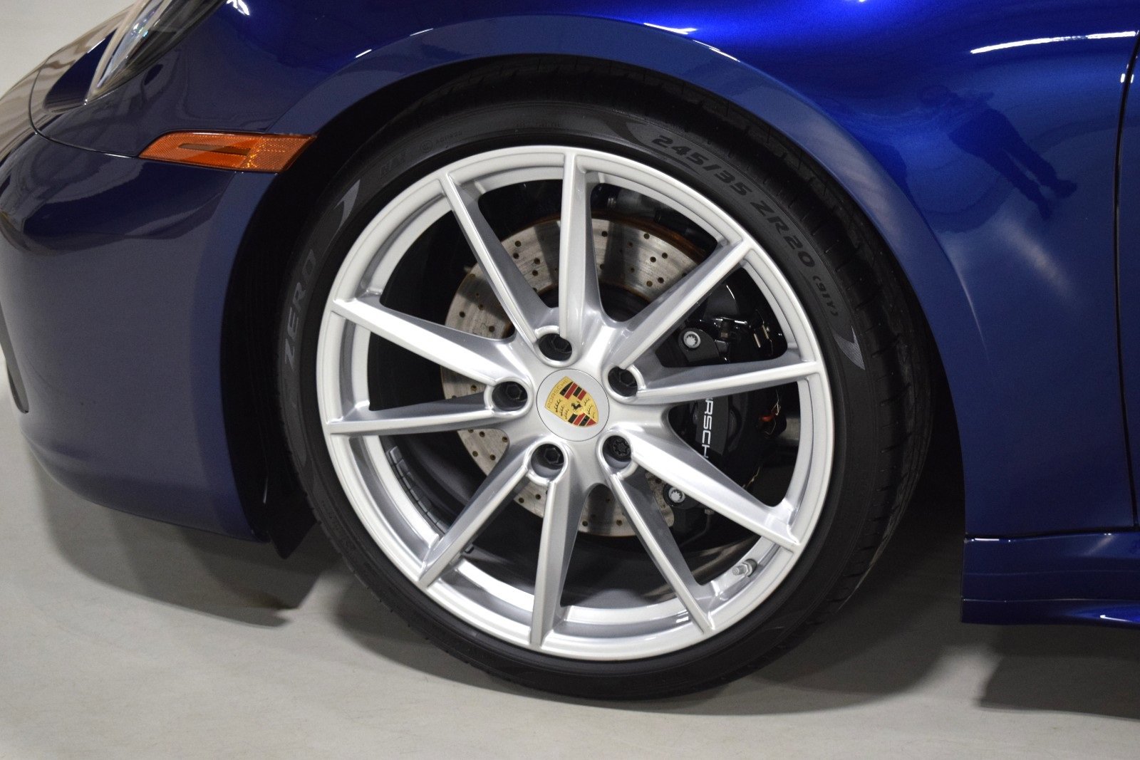 Used 2023 Porsche 911 Carrera S w/ Sport Package image 6