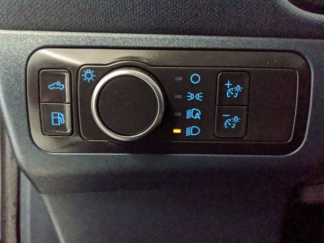 Certified 2022 Ford Maverick XL image 16