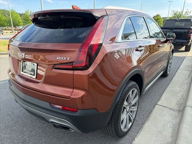 Used 2019 Cadillac XT4 Premium Luxury w/ Enhanced Visibility Package image 5