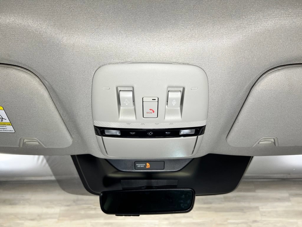 Used 2025 Nissan Murano Platinum w/ Cargo Package AWD/4WD image 26