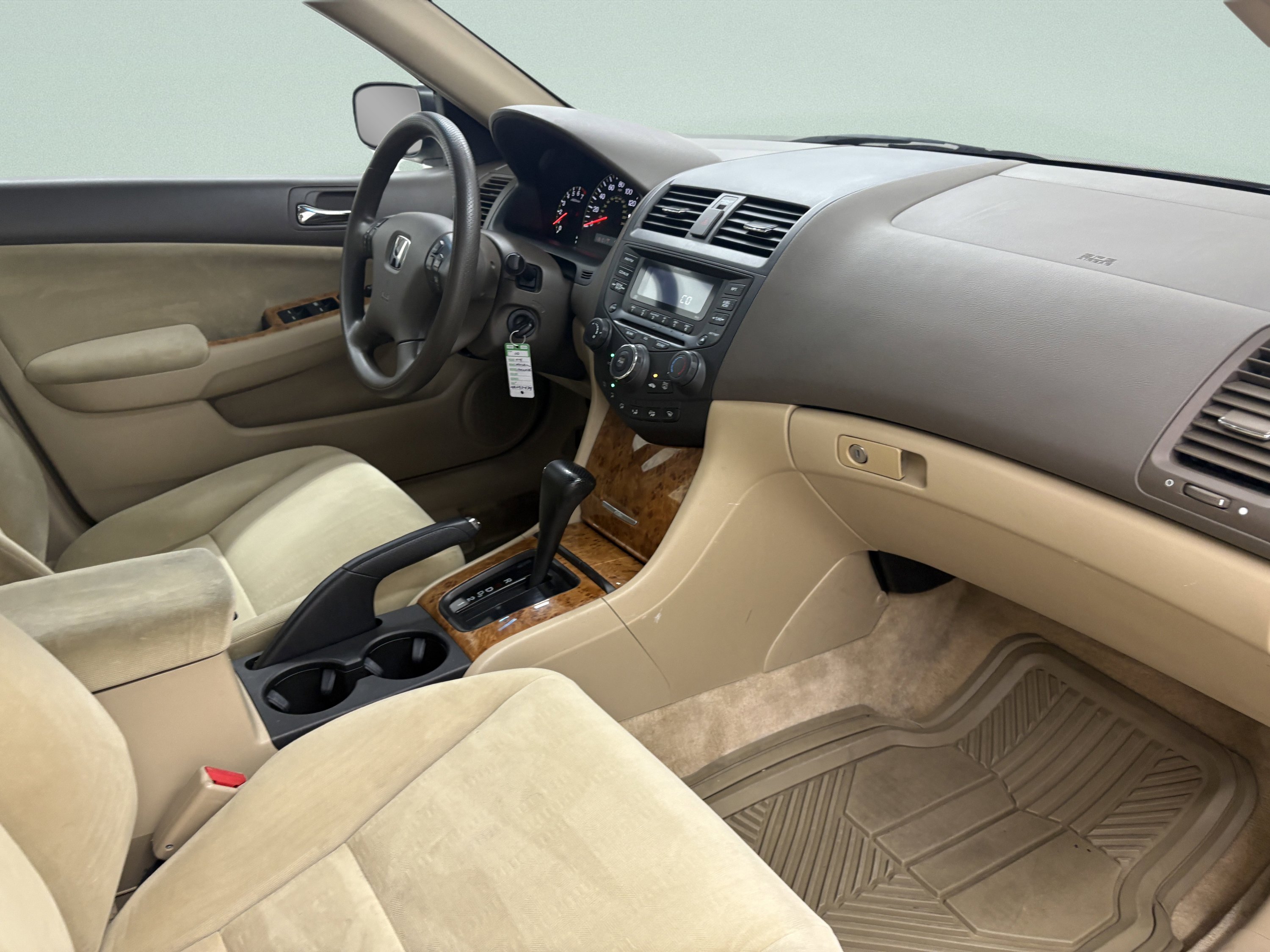 Used 2004 Honda Accord EX image 16