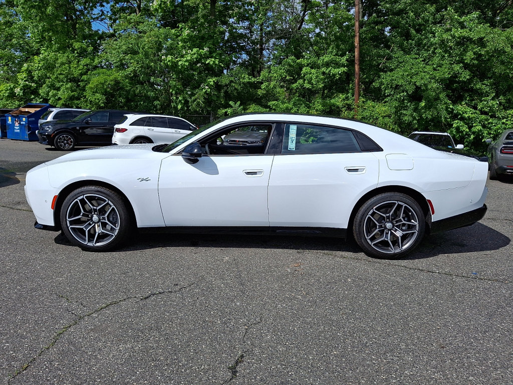 New 2026 Dodge Charger R/T AWD/4WD image 8