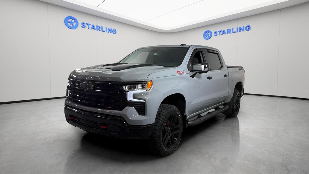 Used 2024 Chevrolet Silverado 1500 LT Trail Boss w/ LT Trail Boss Premium Package AWD/4WD image 16