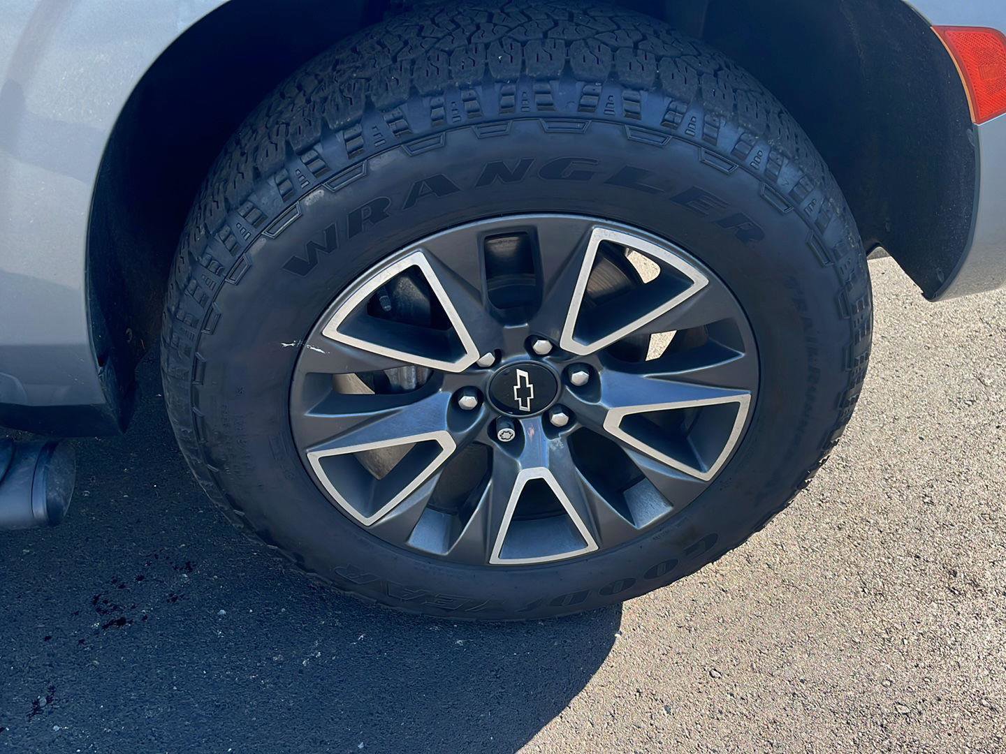 Used 2023 Chevrolet Tahoe Z71 AWD/4WD image 37
