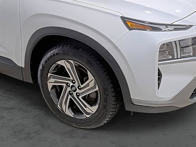 Used 2023 Hyundai Santa Fe SEL FWD image 15