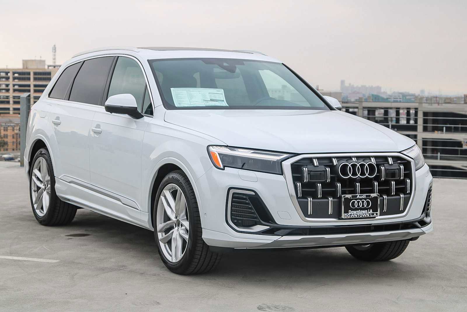 New 2025 Audi Q7 3.0T Premium Plus image 3